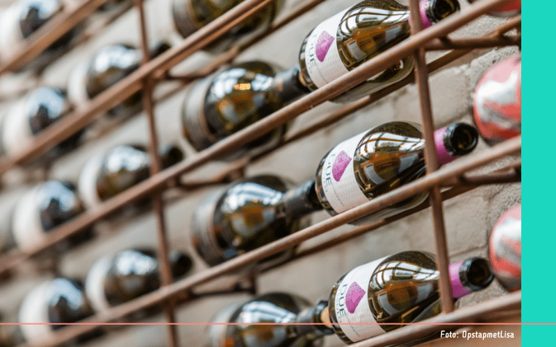 wijnselectie in rek