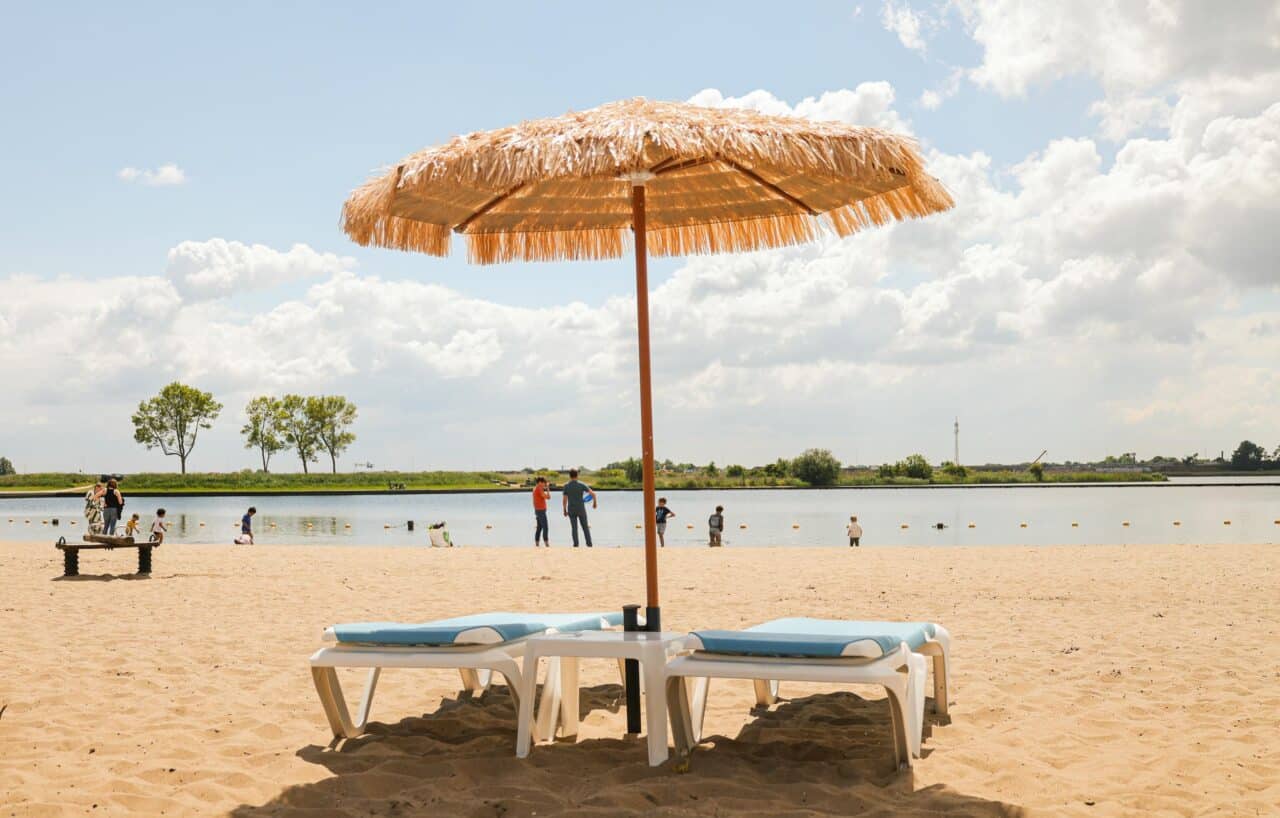 paviljoen a/d plas - ouderkerkerplas